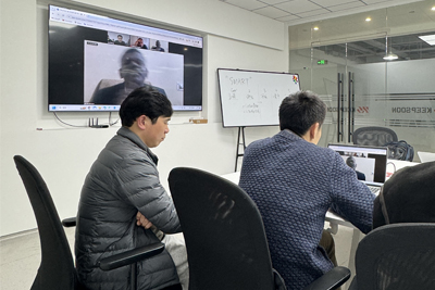 El equipo de ventas de Westul participa con éxito en conversaciones de colaboración internacional La videoconferencia sienta las bases para futuras asociaciones